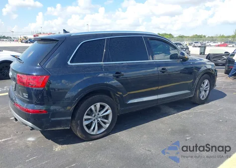 2018 Audi Q7 3.0T Premium из США, поврежденный, VIN WA1AAAF73JD011008